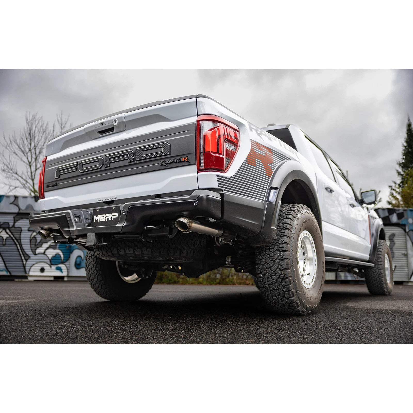 MBRP 2022+ Ford F-150 Raptor 3.5L / Raptor R 5.2L T304 3in Dual Rear Exit Turndown Axle Back Exhaust