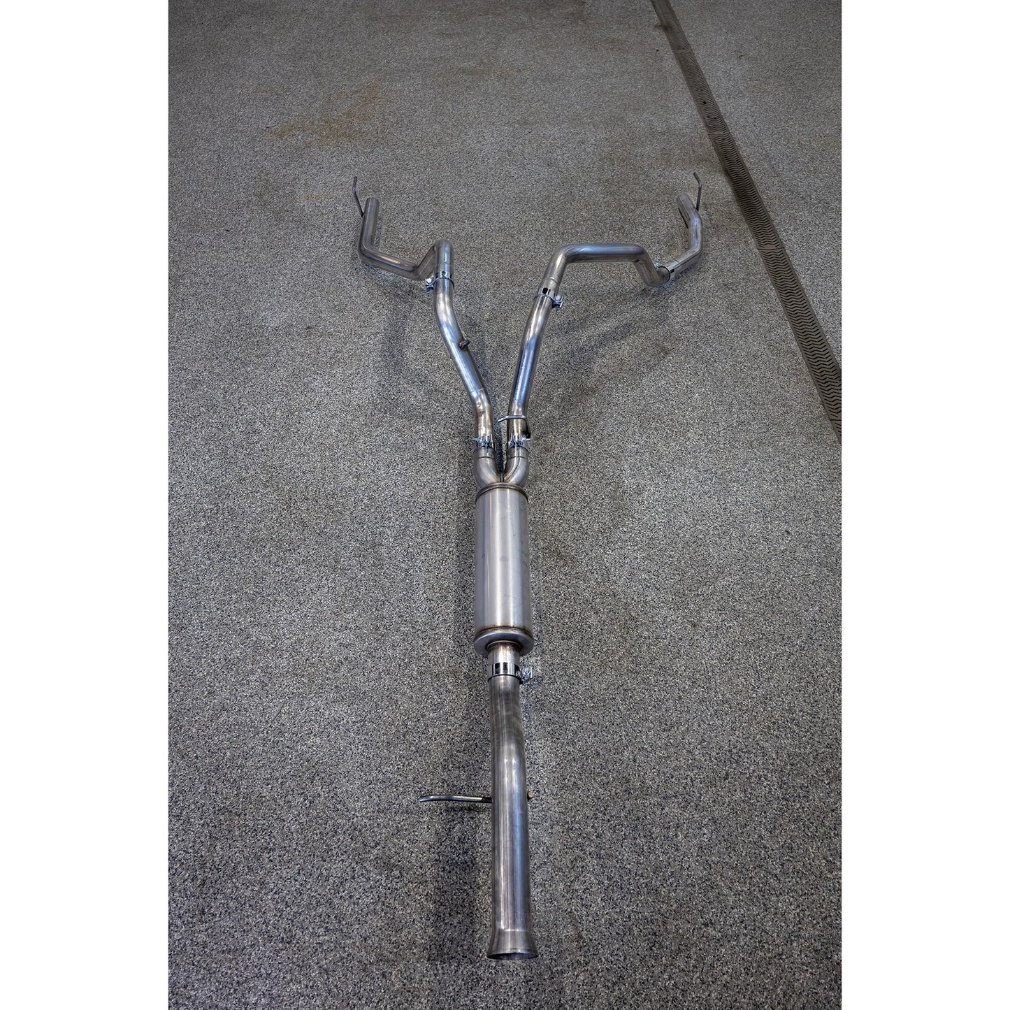 MBRP 21-25 Cadillac Escalade 6.2L (Excl V-Series) T304 2.5in Dual Split Rear 3in Cat Back Exhaust