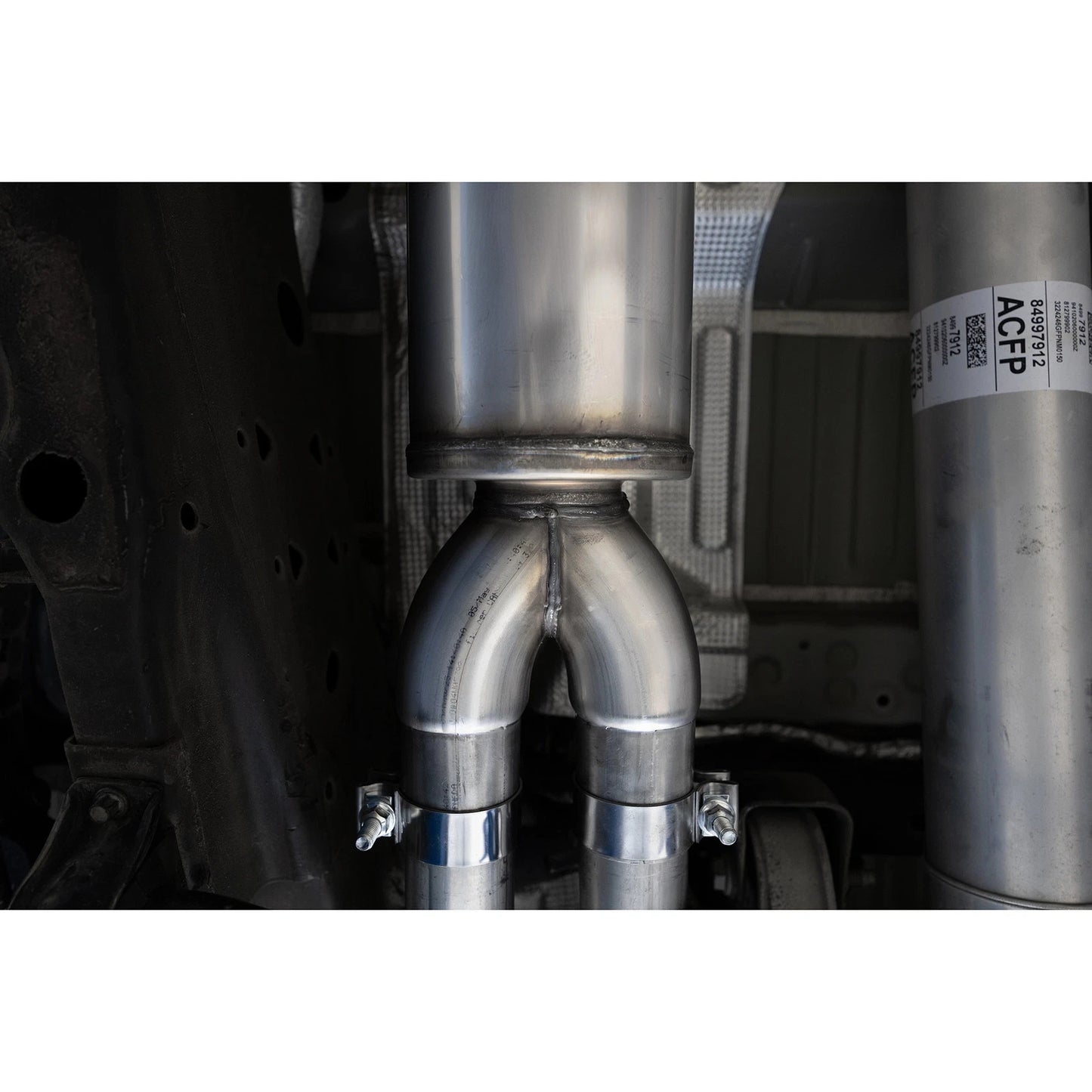 MBRP 21-25 Cadillac Escalade 6.2L (Excl V-Series) T304 2.5in Dual Split Rear 3in Cat Back Exhaust