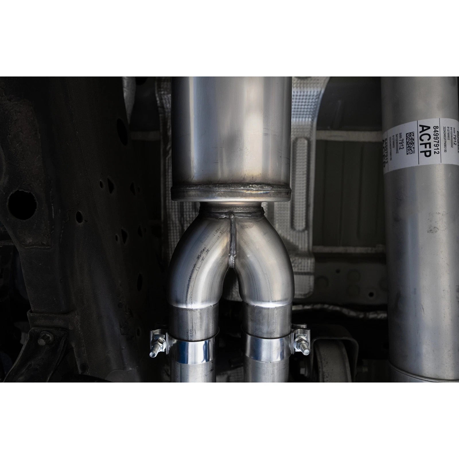 MBRP 21-25 Cadillac Escalade 6.2L (Excl V-Series) T304 2.5in Dual Split Rear 3in Cat Back Exhaust