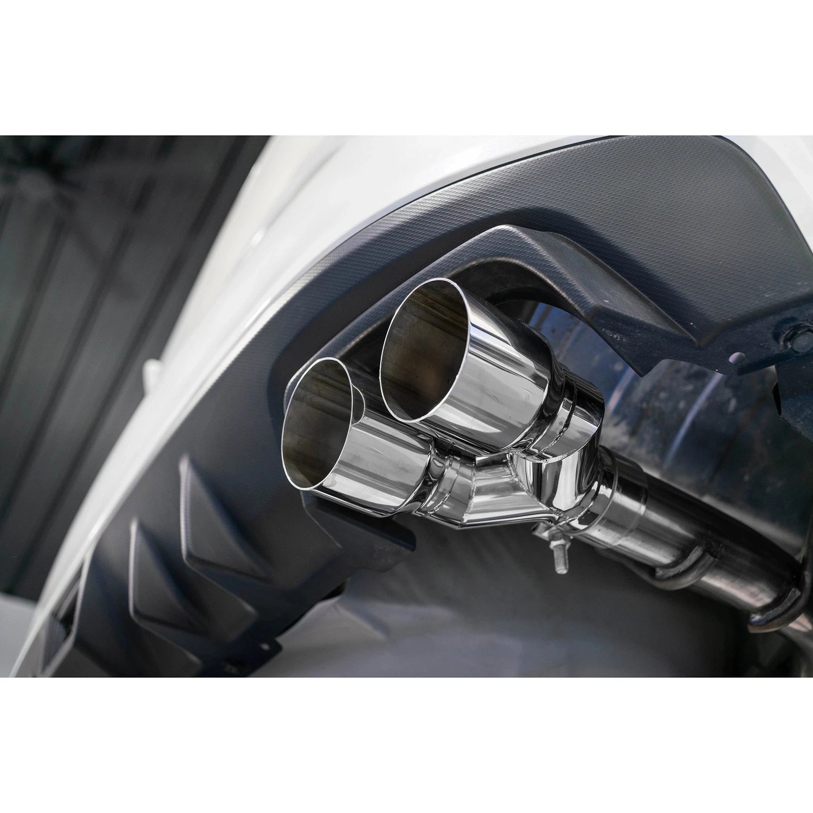 MBRP 15-19 Subaru WRX 2.0L/STI 2.5L 2.5in Dual Split Rear Exit w/ 3.5in Tips - T304