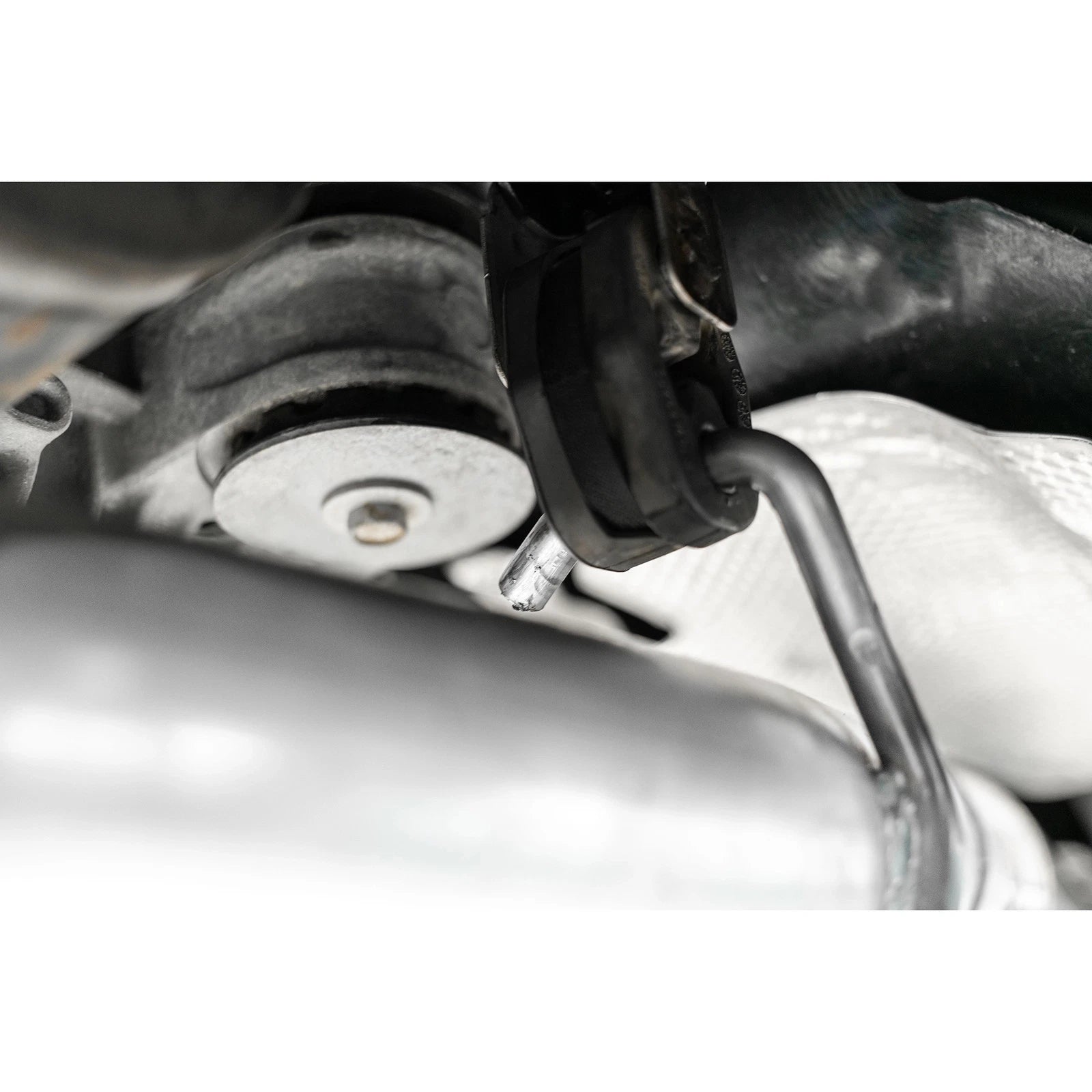 MBRP 15-16 Dodge Challenger RT 5.7L Aluminized Steel 3in Dual Rear Cat-back Quad Tips - Street