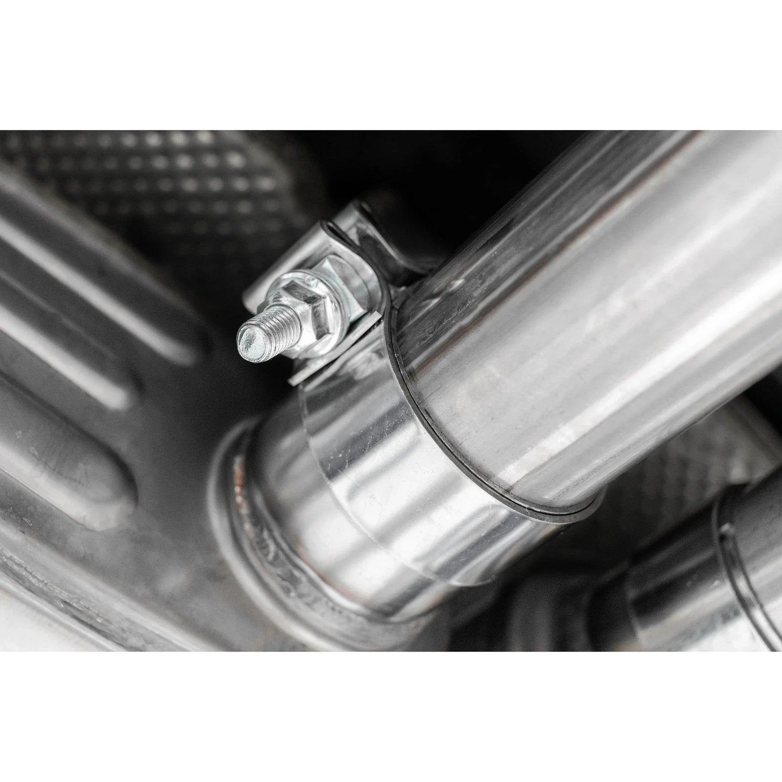 MBRP 2015+ Dodge Challenger 3.6L SS 2.5in Quad Tip Split Rear Exit w/ Carbon Fiber Tips - T304