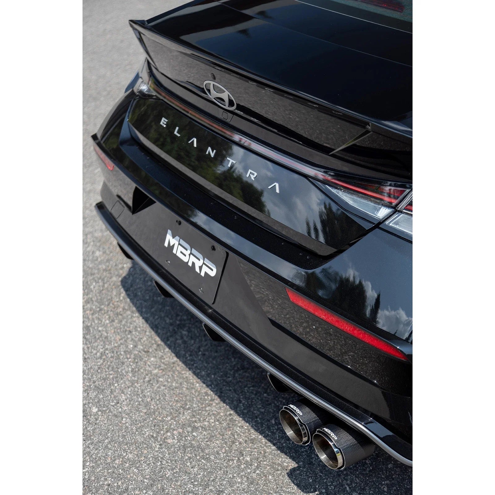 MBRP 21-24 Hyundai Hyundai T304 Stainless Steel 3in Axle-Back Rear Exit W/Dual Carbon Fiber Tip