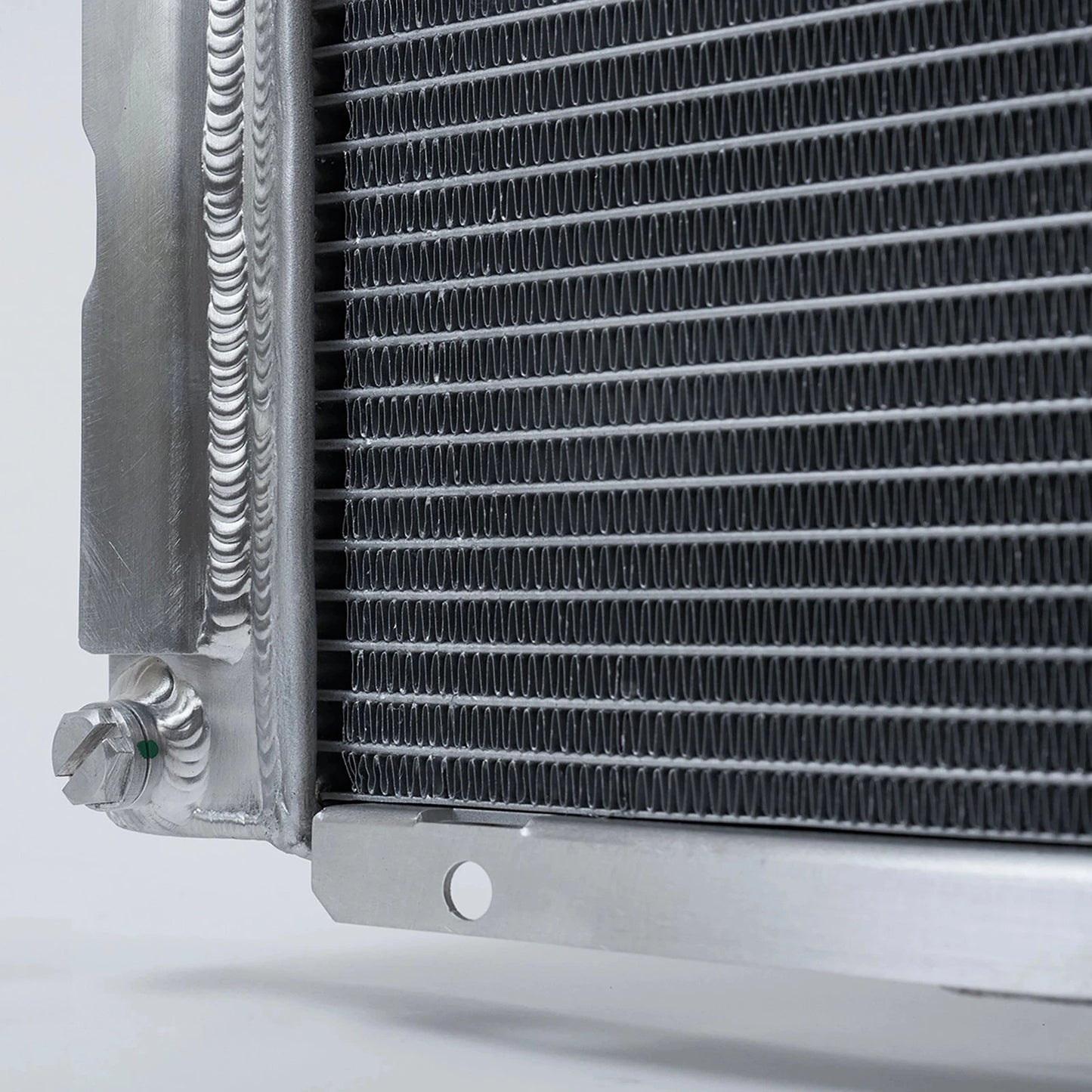 CSF 84-88 Mercedes-Benz W201 190E 2.3L - 16 w/ A/C High Performance Aluminum Radiator