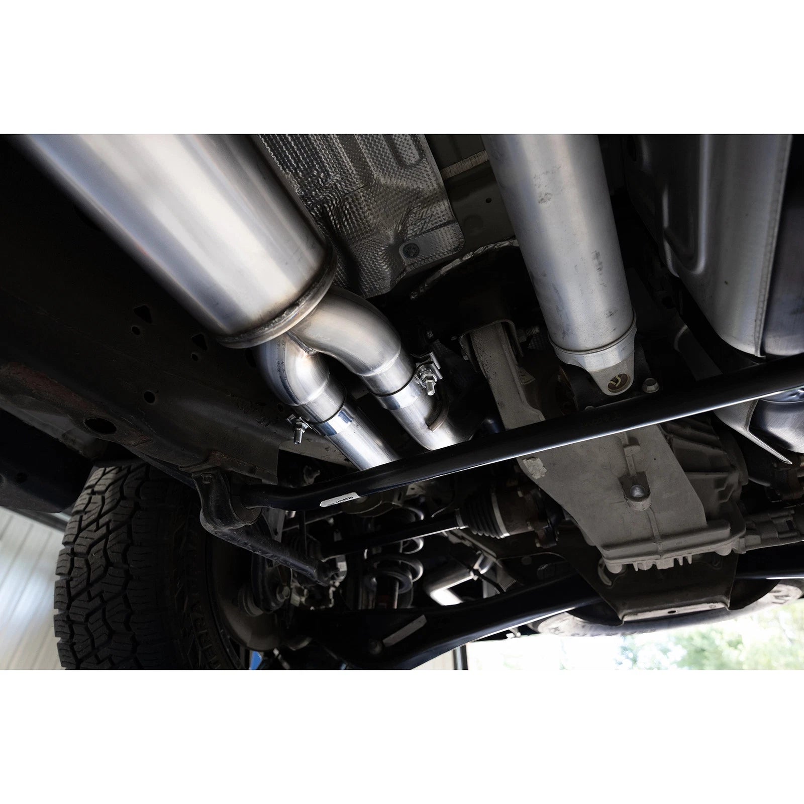 MBRP 21-25 Cadillac Escalade 6.2L (Excl V-Series) T304 2.5in Dual Split Rear 3in Cat Back Exhaust