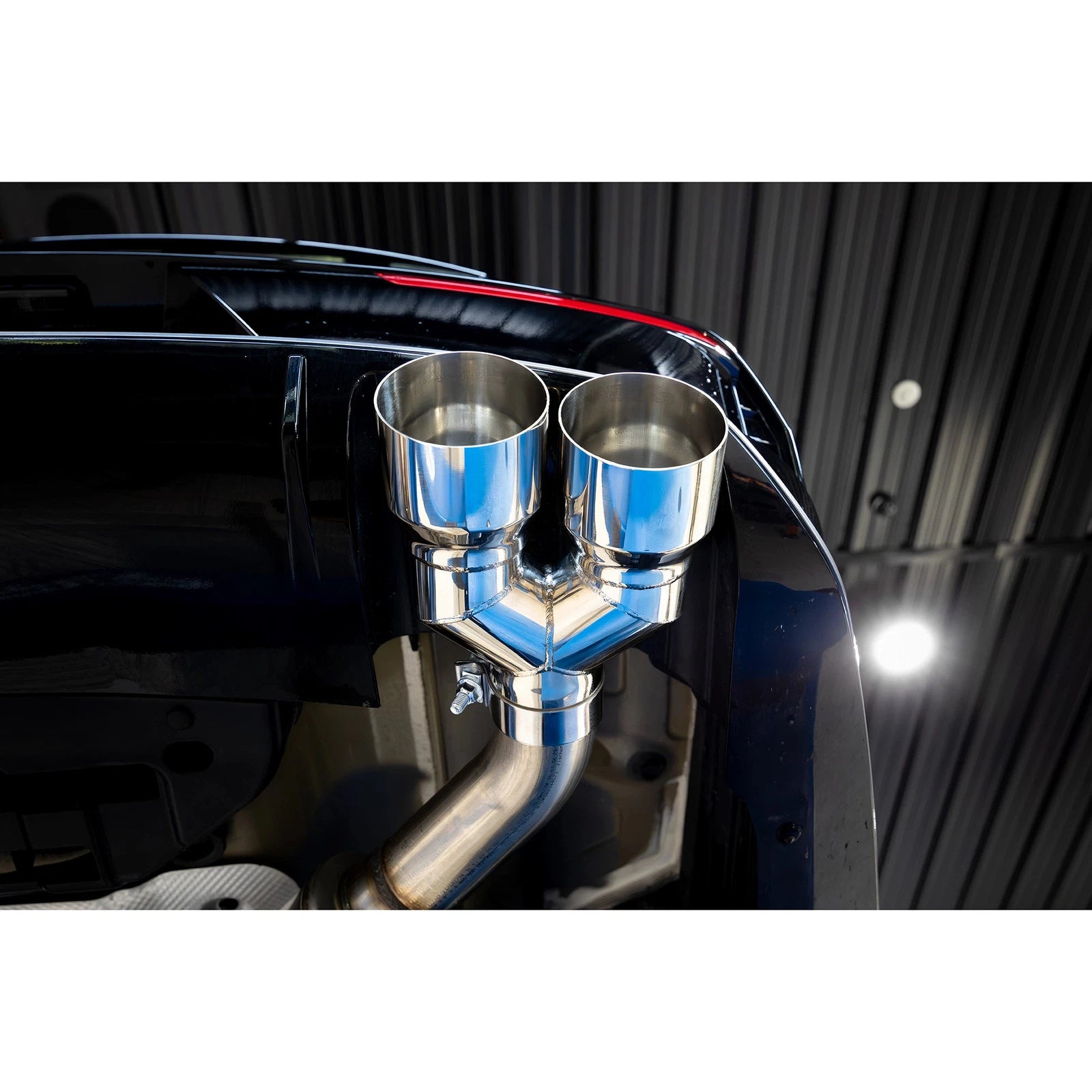 MBRP 21-24 Hyundai Elantra Aluminized Steel 3in Axle-Back Single Rear Exit with Dual Outlet Tip