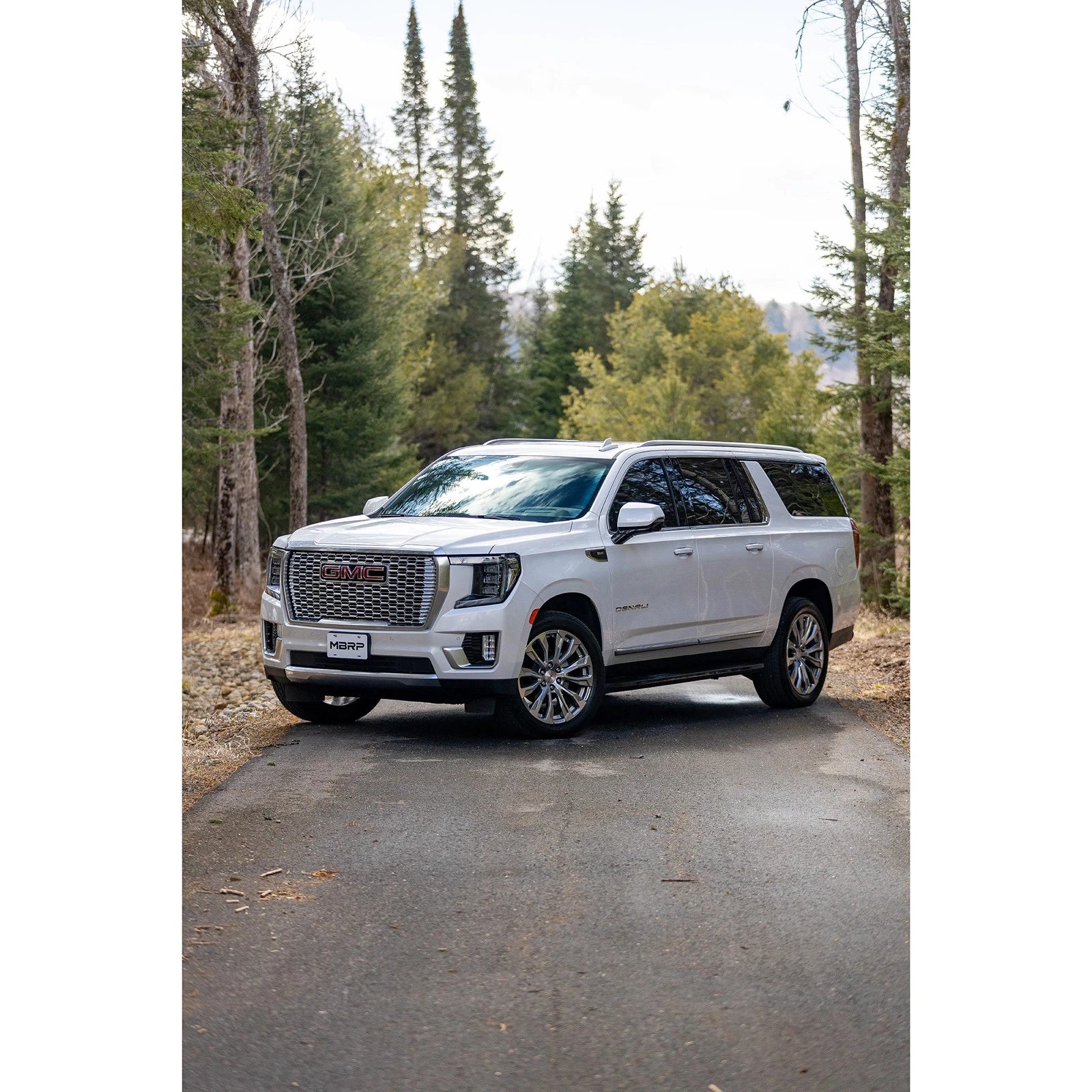MBRP 21-24 Chevrolet Suburban XL 5.3L 3in Aluminized 2.5in Dual Split Carbon Fiber Cat-back
