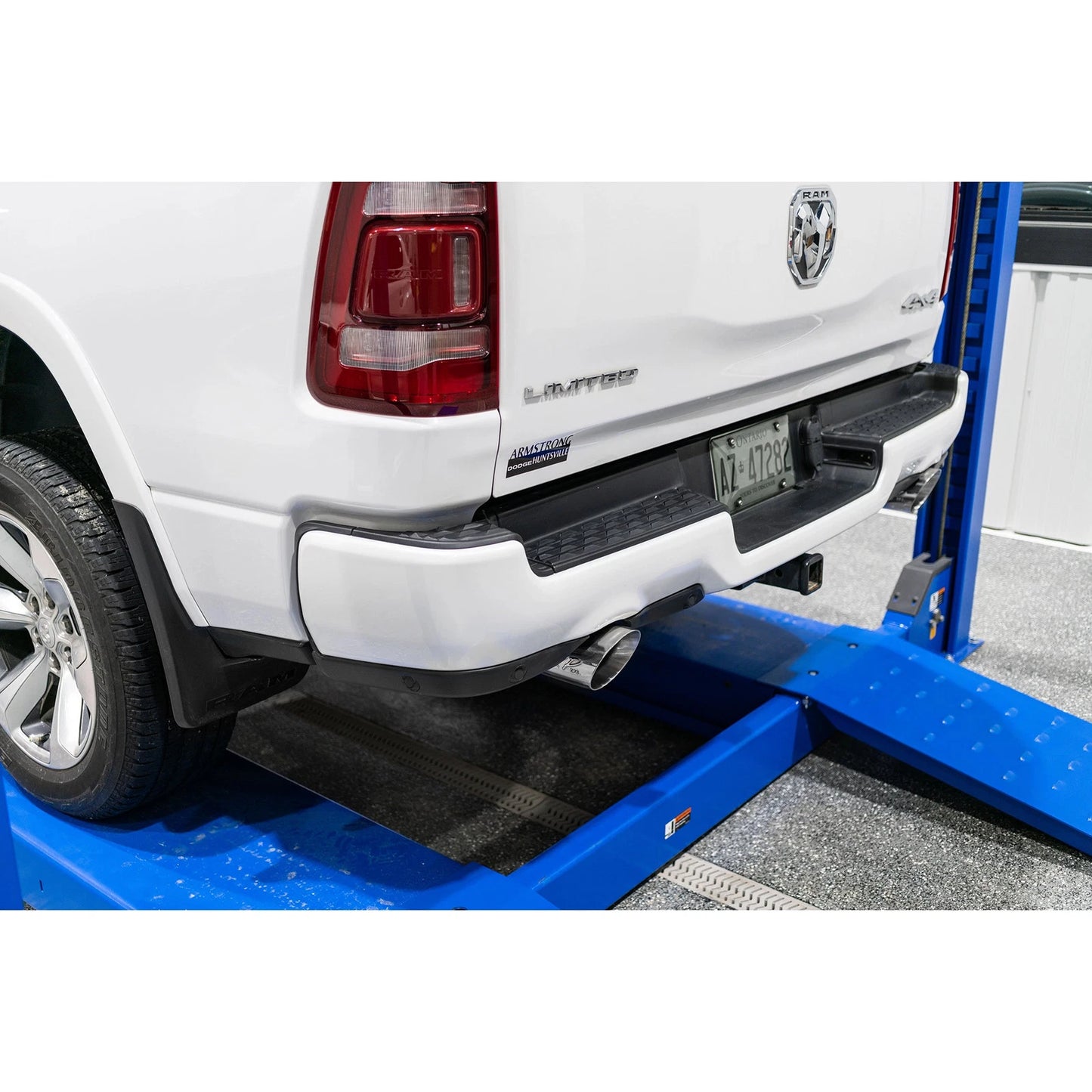 MBRP 2019 Ram 1500 5.7L (CrewCab & QuadCab ONLY) 2.5in Cat Back Dual Split Rear w/ 4.5in Tip - T304