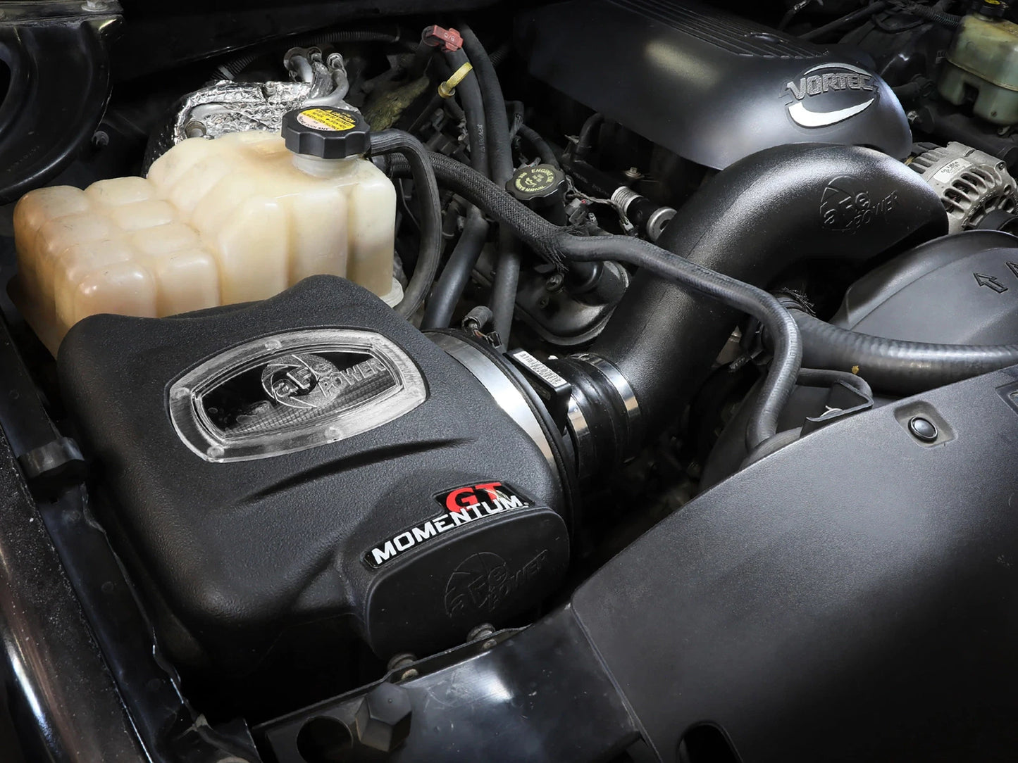 aFe Momentum GT Pro DRY S Stage-2 Si Intake System, GM Trucks/SUVs 99-07 V8 (GMT800)