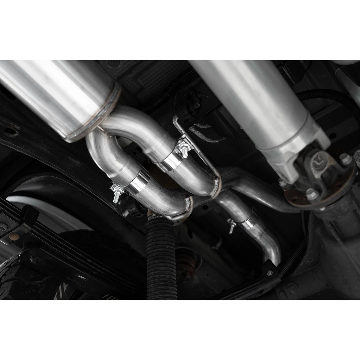 MBRP 22-23 Chevrolet/ GMC 1500 Silverado/ Sierra ZR2/AT4X 6.2L 2.5in Turn Down 3in Cat Back Exhaust