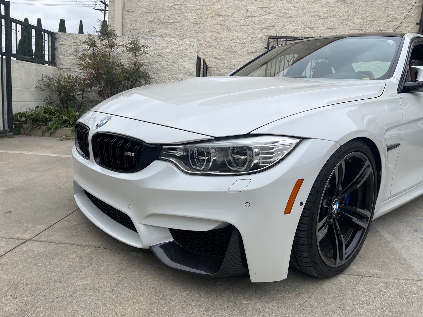 F8X FRONT CARBON FIBER SPLITTERS